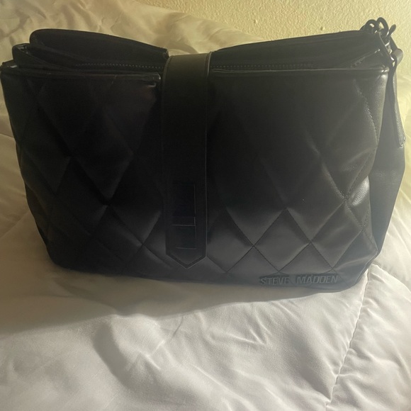 Steve Madden shoulder purse - Picture 2 of 14